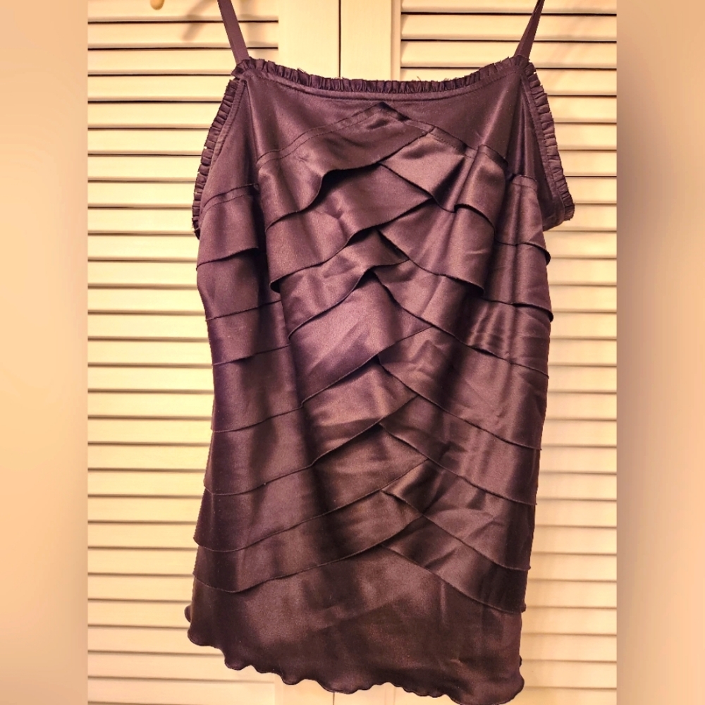 Black polyester, satin look, cami top